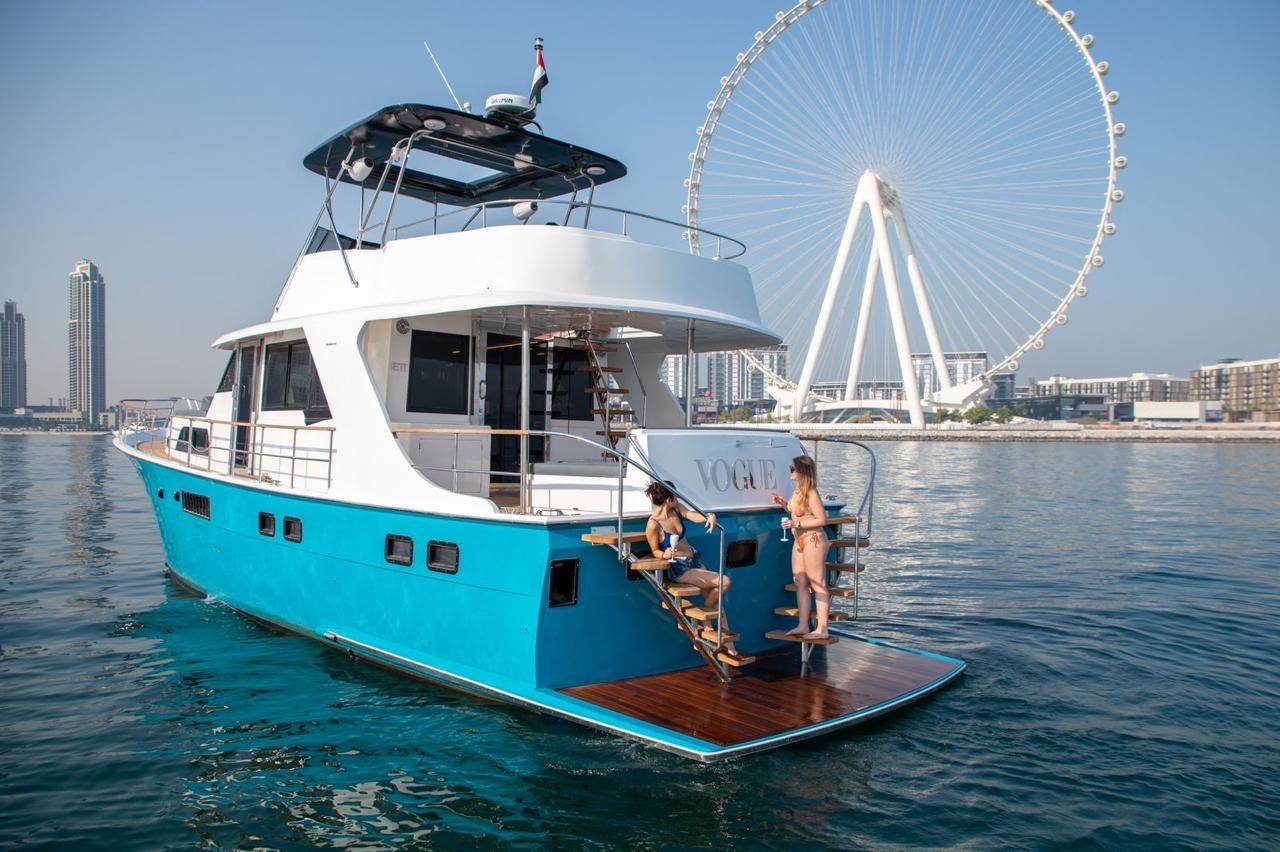 Hatteras - 64ft Luxury Yacht